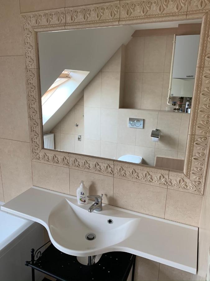 Robinson Szigete Apartment บาลาตอนฟือเรด ภายนอก รูปภาพ